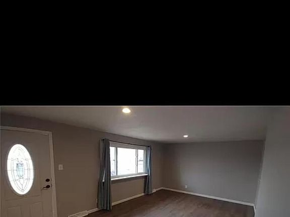 3rd image of 6706 Lindbergh Ave