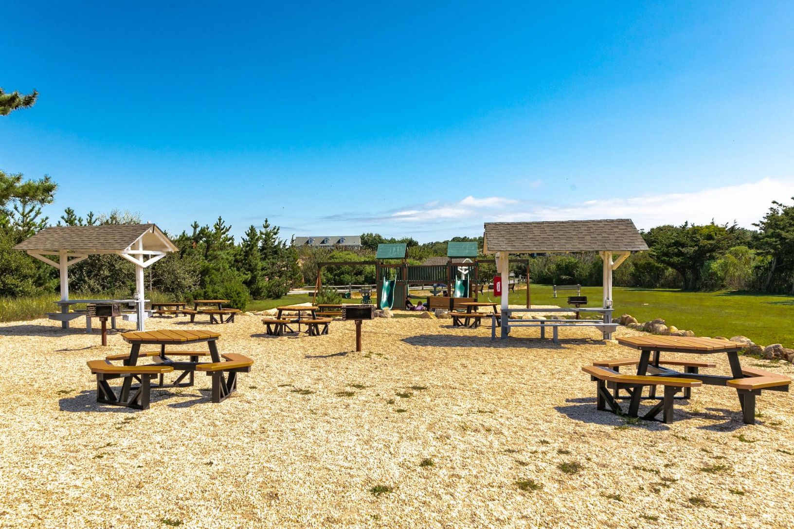  Clearwater Association Picnic & Bar-B-Q Area