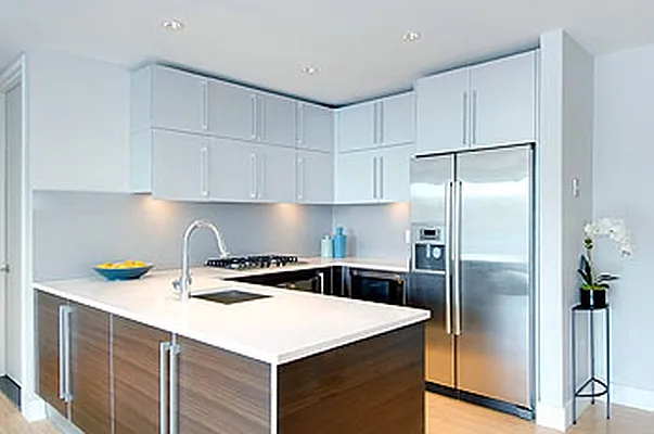 Sold by Brooklyn Bridge | media 2