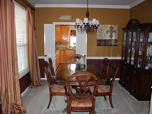 4th image of 5116 Arcadia Ct