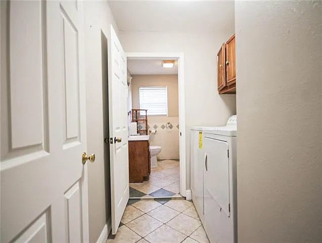 3816 Delaware Ave — Photo 10