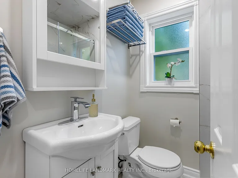 34 Ringley Ave — Photo 13
