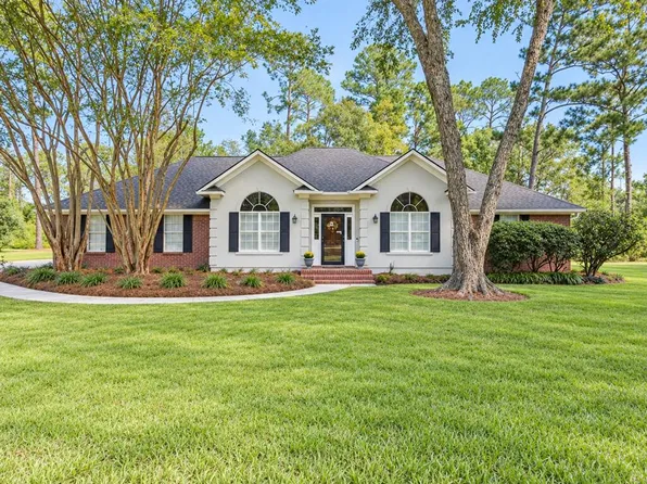 4815 Springbrook Dr, Hahira, GA 31632
