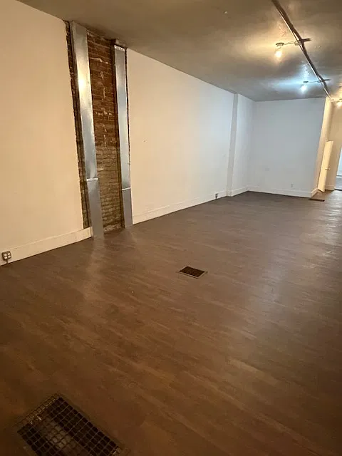 Studio, 1300 sqft, $1,900 — Photo 3