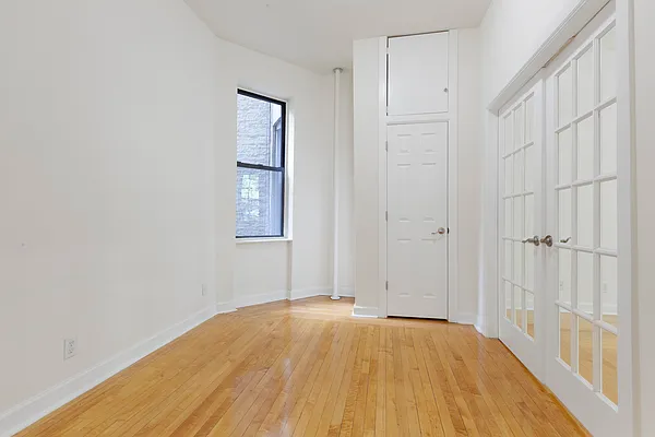 Rented by Bohemia Realty Group | media 6