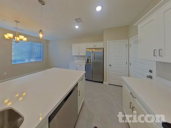 5th image of 1318 N Parkcrest
