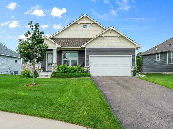 9096 Jade Cir N, Lake Elmo, MN 55042