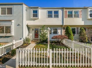 17517 Hoskinson Rd, Poolesville, MD 20837