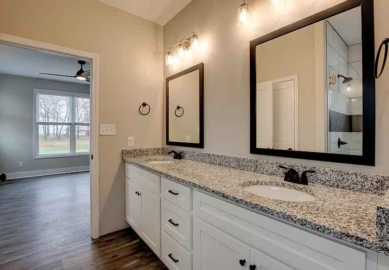 128 Riverbend Dr — Photo 61
