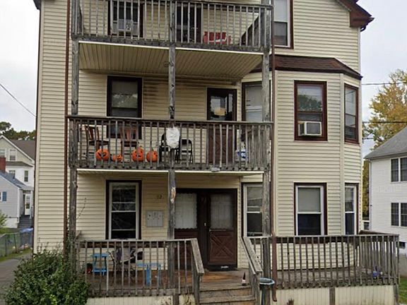 3rd image of 92 Newington Ave #3