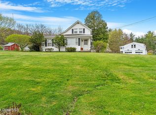 28 Firehouse Rd, Halfmoon, NY 12065