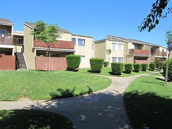 4th image of 475 N Midway Dr Unit 201