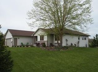 1616 Cliffview Ave, Onalaska, WI 54650