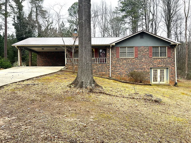 40 Wagon Wheel Dr — Photo 1