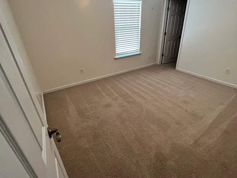1051 Abberley Cir — Photo 16