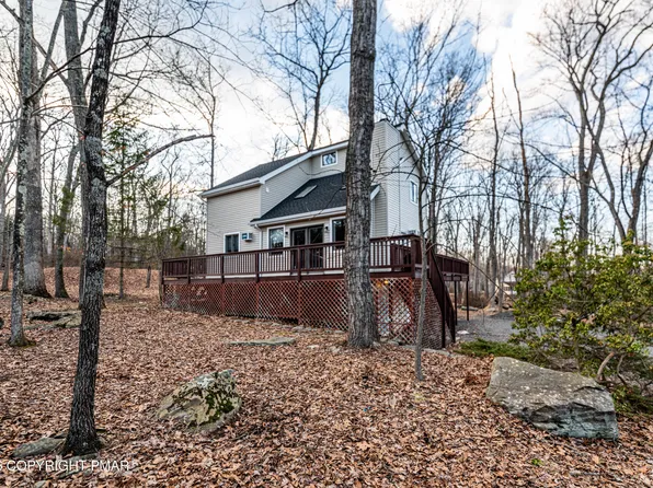 7107 Hillbrow Ct N, East Stroudsburg, PA 18302