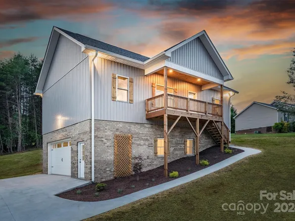 1322 Gallatin Ln, Hudson, NC 28638