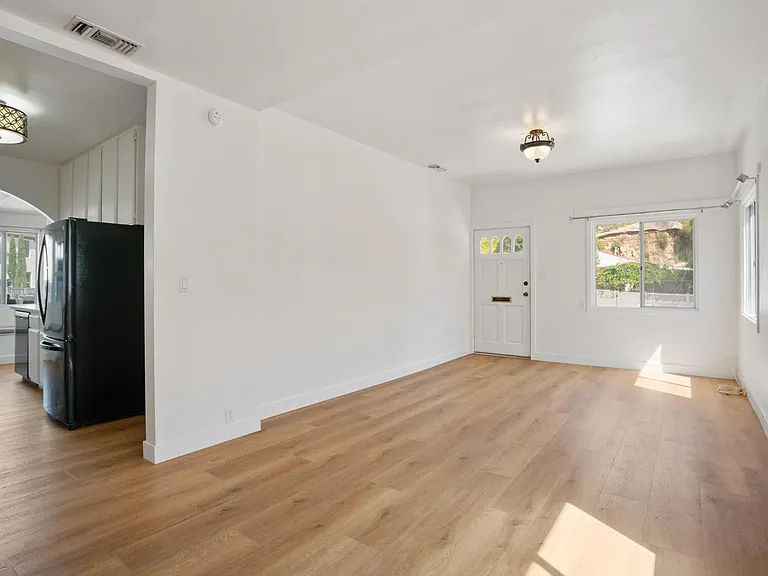 3296 Ibis St — Photo 20