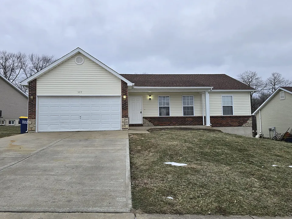 1017 Aventurine Ct