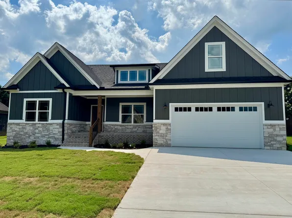 56 Pheonix Cir, Rock Spring, GA 30739