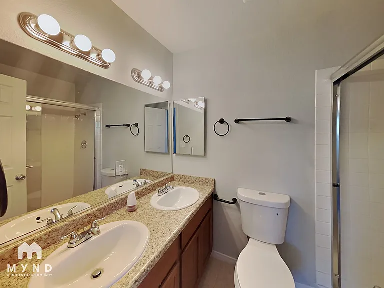 49 Armstrong Cir — Photo 12