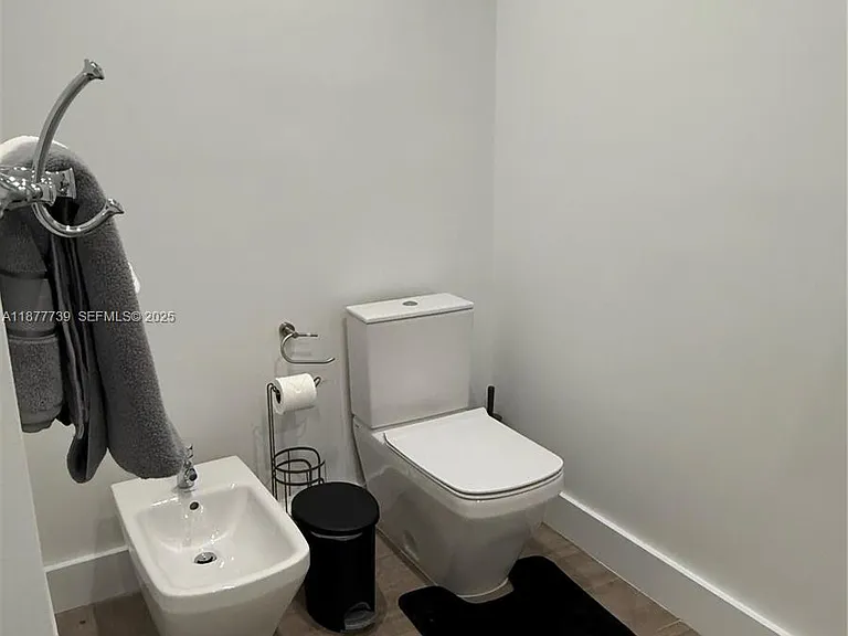 3231 Salzedo St — Photo 2