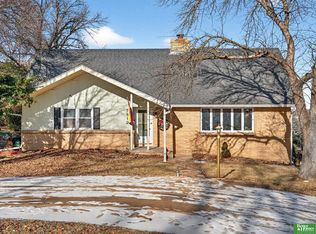 7812 Jackson St, Omaha, NE 68114