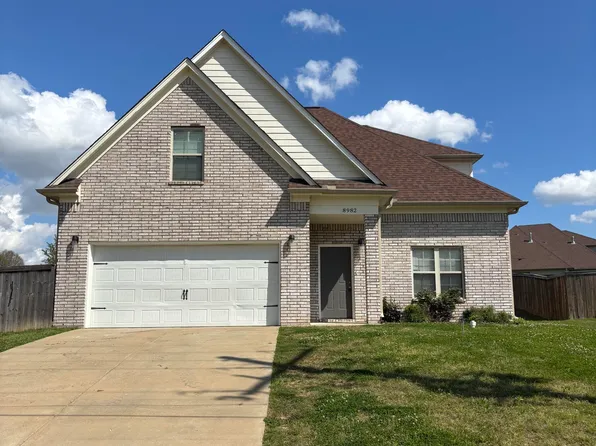 8982 Mary Frances Dr, Southaven, MS 38671