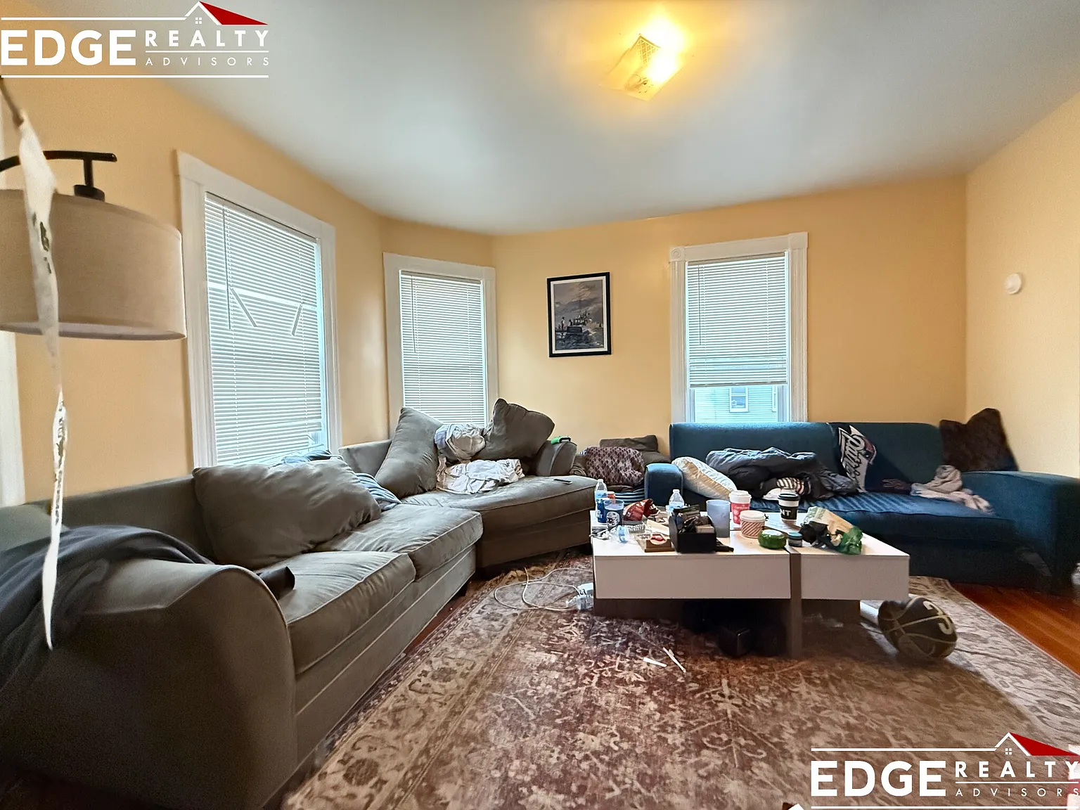 3 bed, 1.5 bath, 900 sqft, $3,400 — Photo 2
