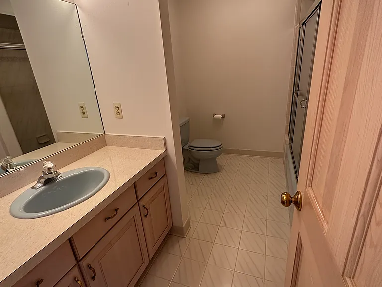 6739 Arlington Dr — Photo 3