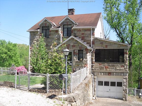 2nd image of 728 Amity Dr