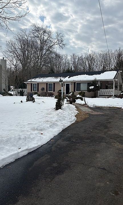 1st image of 330 Chandler Rd