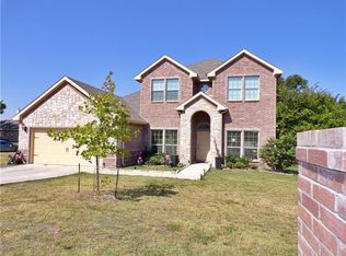 7530 Star Gazer Ln, Forest Hill, TX 76140