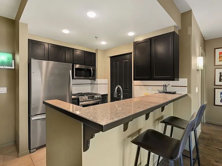 2801 1st Ave #1018 — Photo 7