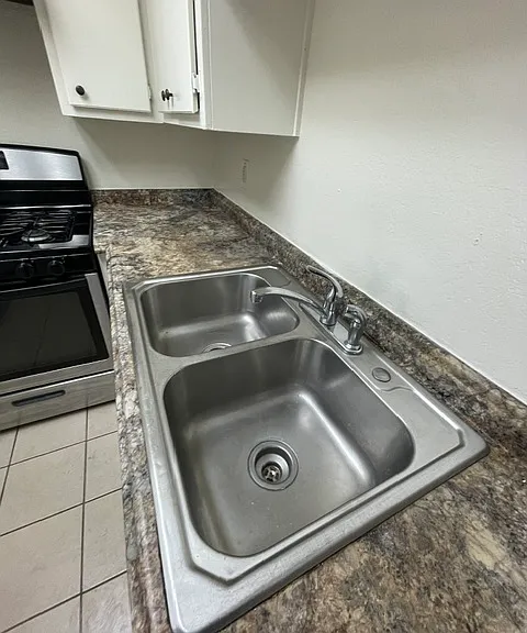 1186 E Lugonia Ave — Photo 5