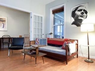 155 Newton St APT 1L, Brooklyn, NY 11222