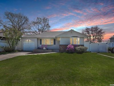 254 S Park Drive, Massapequa Park, NY, 11762