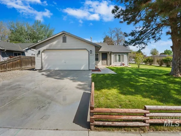 1150 E Chateau Dr, Meridian, ID 83646