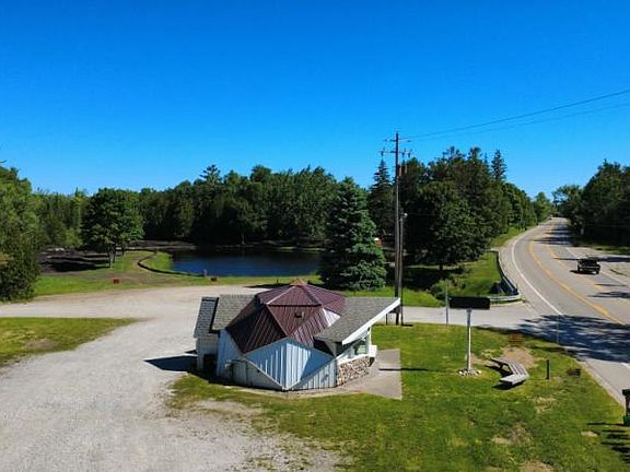 2nd image of 309 N Us Highway 23