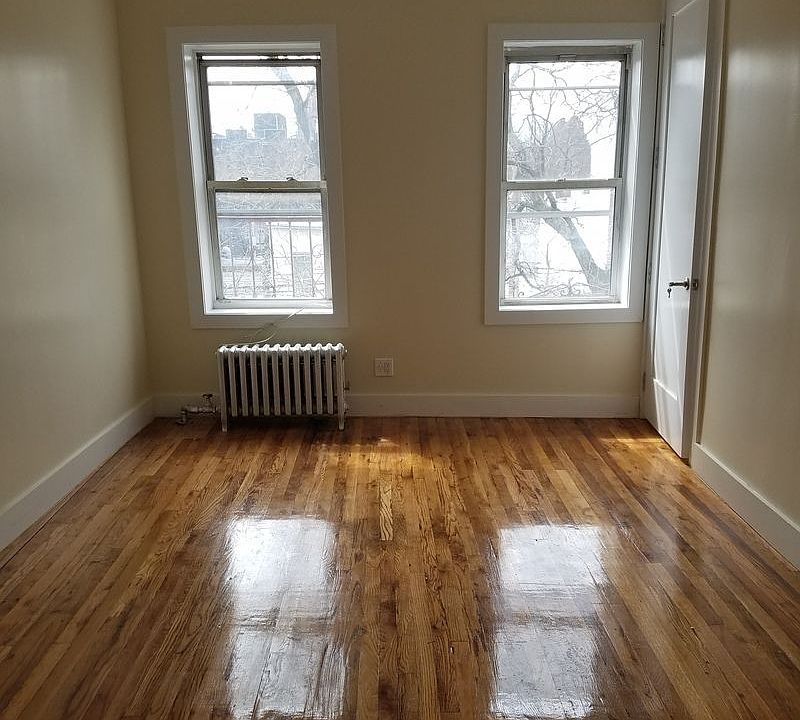 1st image of 495 E New York Ave APT 3F