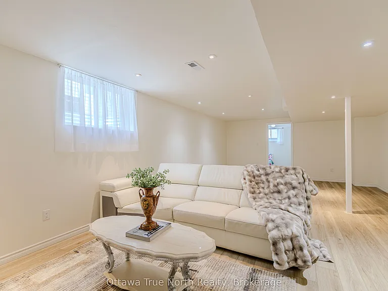 19 Black Tern Cres — Photo 42