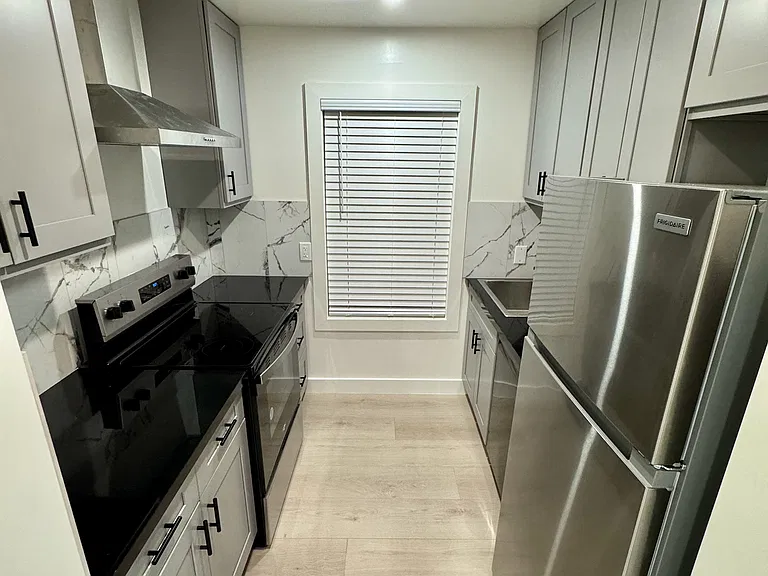 603 Woodside Way #1 — Photo 3