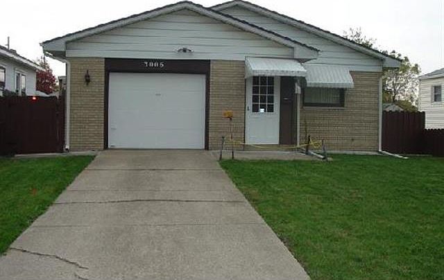 1st image of 3006 Longley Ave