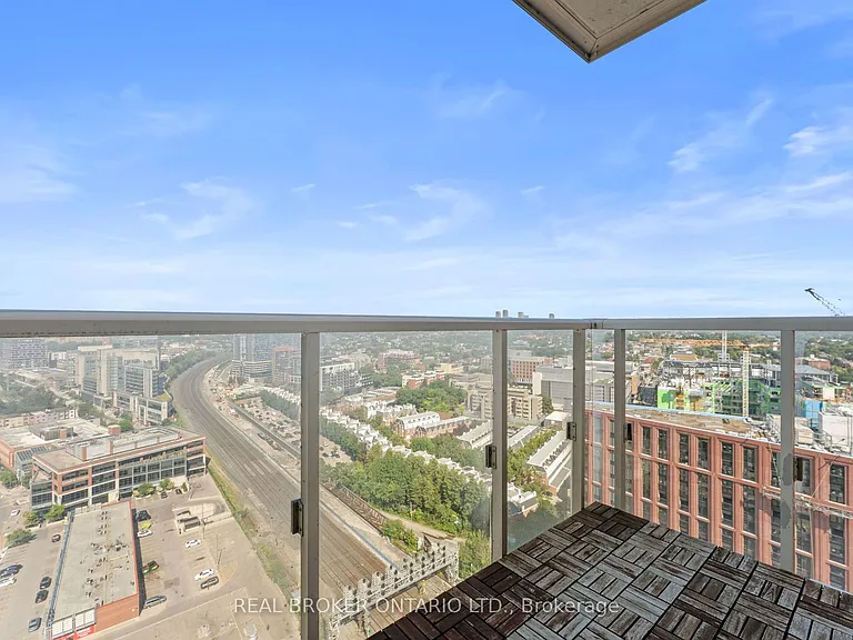 125 Western Battery Rd #2815 — Photo 9