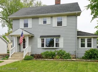 311 E Franklin St, Wheaton, IL 60187