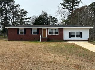 14 Woodlawn Dr, Ware Shoals, SC 29692