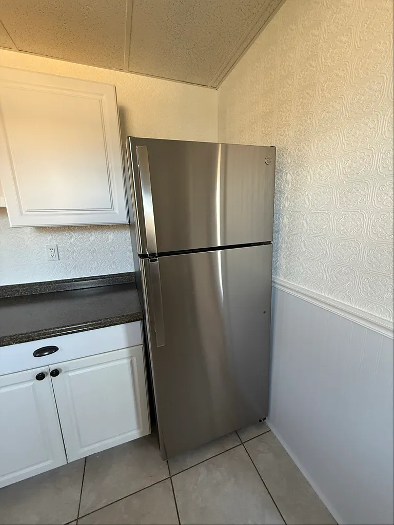 Building Photo - 129 Webster St #131-2