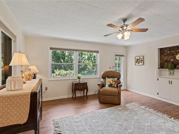 338 Sunrise Cove, Blowing Rock, NC 28605