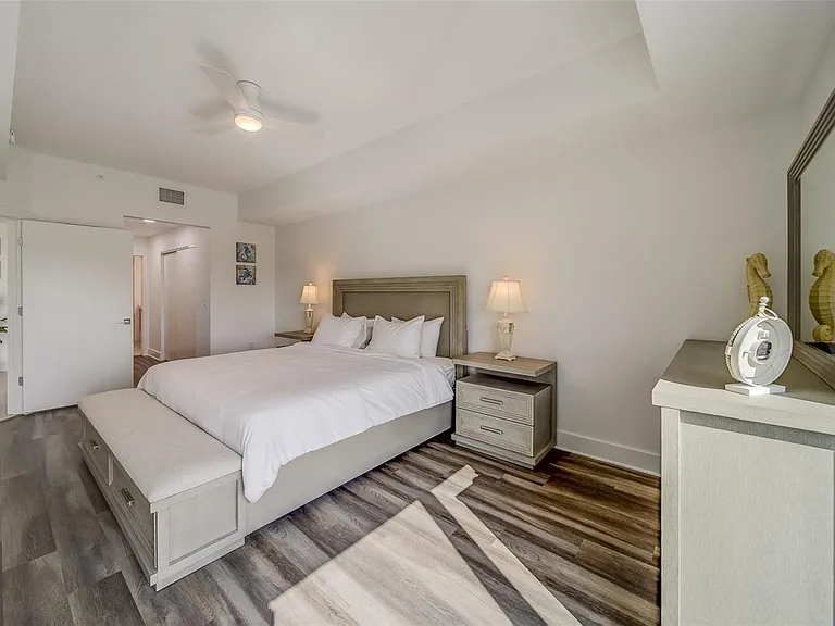 415 Island Way #505 — Photo 26