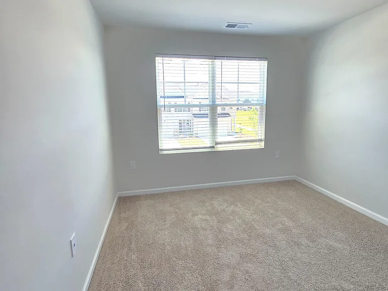 5035 Kota St — Photo 22